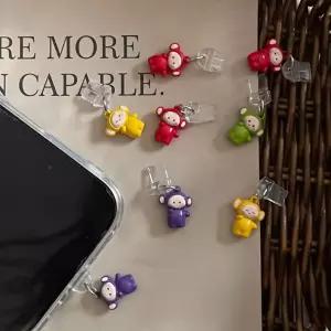 핸드폰마개 DIY 8핀 소품샵 인기제품 알록달록 포인트 먼지마개 컬러 비비드 c핀 텔레토비 가방꾸미기 키링