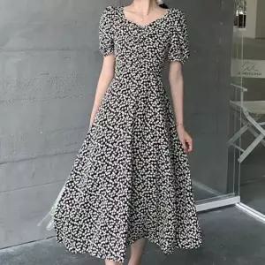 날씬 뒷어깨 허리트임 A라인 앵두 반팔 원피스 치마원피스