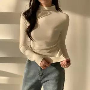 [코코블랑] 파인 기모 모크넥 티셔츠