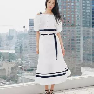 [롯데백화점]에고이스트 [CAPSULE LINE] 배색 벨티드 뒷 밴딩 스커트 ER3WS764