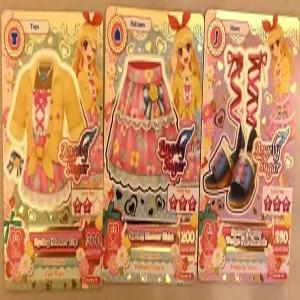 아이카츠 아이엠스타 카드 수집 취미 장식 호시미야이치고 키리야아오이 시부키란