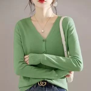 [ERA][ERA] 브이컷 일상용솔리드 여자 6톤 이지 울탑 니트집업 (41303075)