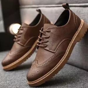 [에이치플러스몰]남자 로퍼 윙팁 브로그 장식 도톰 러버솔 정장로퍼 구두 남성화