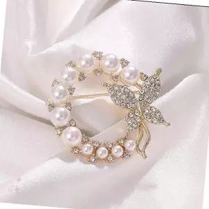 혼주 예복용 나비 장식 진주 브로치 결혼식 한복 정장 코사지 큐빅 포인트