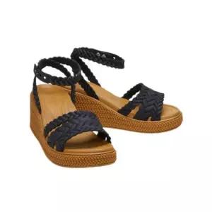 [크록스]CROCS 여성 브루클린 우븐 앵클 스트랩 웨지 BK (24SWSD209994) 24SWSD209994_Z001 695895