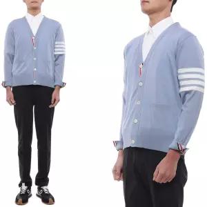 톰브라운 26SS 남성 사선 스트라이프 울 가디건 MKC002A Y1014 482 26S 1209521