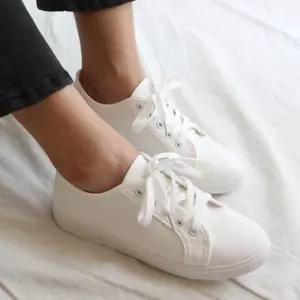 [이지커머스]깔끔 여성 스니커즈 단화 데일리 캐주얼 코디 심플 슬립온 여성키높이운동화 여성운동화 런닝