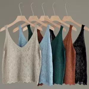 [신상오픈런]여성 레이어드 니트 조끼 펀칭 꽈배기 디자인 (35830014)