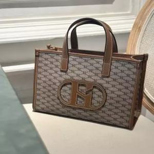 헤지스 액세서리 26SS HIBA6E118K2 BESTH20 H 레더 패치 시그니처 패턴 카22435381302312267