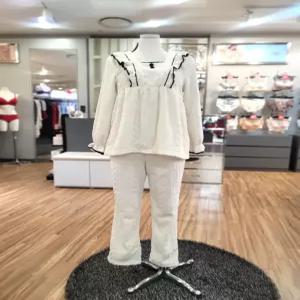 [에블린] 에블린 꽈배기스퀘어넥셋업 2colors EBPPF1V22C