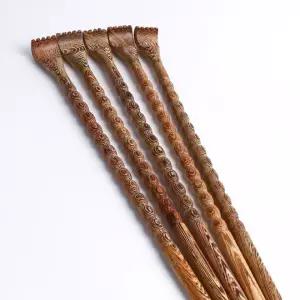 닭날개 만든 효자손 나무로 효자손 나무 닭날개 등긁개 안마손 효녀손