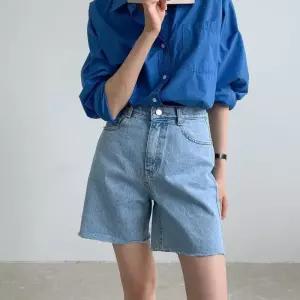 [다잇템]여자 4부 연데님 핫팬츠 와이드진 청반바지 (10271173A)