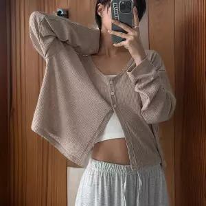 [신상오픈런]여성 시스루 긴팔 커버업 가디건 슬림핏 반오픈 디자인 (32328171)