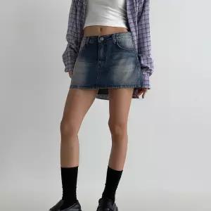 [신상오픈런]워싱진 빈티지 논스판 로우라이즈 숏스커트 청치마 (30094261)