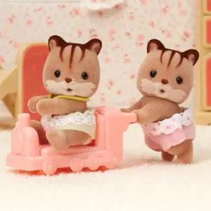 실바니안 패밀리 호두다람쥐 쌍둥이 인형 피규어 장난감집 규어 토끼 여아선물 미니어 어처 캐릭터어