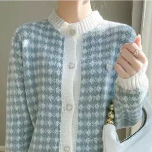 크롭기장 가디건 라운드넥 여성 하트포인트단추브로치 사무실 카디건 겨울 브이 니트볼레로 아가일 여자오