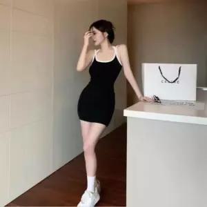 여성 캐주얼 배색크로스 슬림 민소매 나시 미니원피스시원한 바캉스패션 여신느낌 여름 여리여리한 스러운