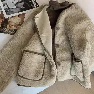 여성 베이직 양털 단추 가디건 후리스 자켓 이지아우터 뽀글이 아우 간절기 가을 겨울 데일리