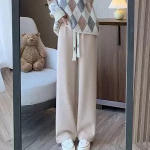 [하프클럽/셀러허브_여성트랜드패션]스웨이드 기모 코듀로이 밴딩 팬츠 MFNC