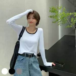 가을니트 배색 넥라인 크롭한 기장 긴팔티