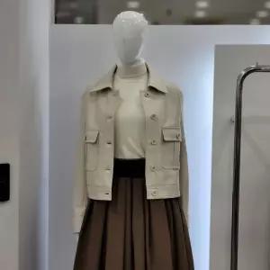 [꼼빠니아]모다양산 멋내기  페이크 가죽 숏자켓 CAEW9 WLJ720 130_YS