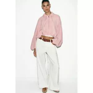 [국내배송] 자라 ZARA 벌룬 슬리브 봄버 재킷 - 화이트 로즈핑크 956593