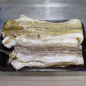 [셀러허브]통영 반건조 장어 350g 특대 2~3미 통영 바다 장어 말린장어 통영장어 아나고 붕 (S41317030)