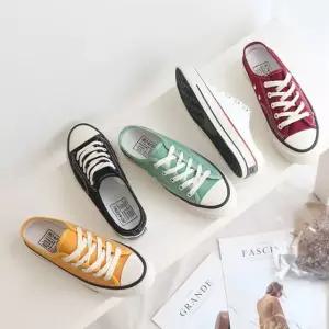 [퍼니메이커]학생 캠퍼스 패션 운동화 캐주얼 스니커즈 뮬운동화 뮬 슬링백 여성단화 여성플랫슈즈 블로퍼