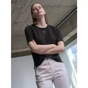 [갤러리아] 올리비아로렌 자수 포인트 티셔츠 VVBAS5M4191