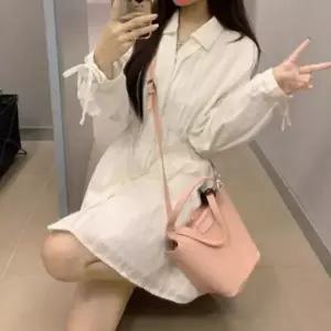 [하프클럽/셀러허브_여성트랜드패션]여성 폴리에스터 핀턱 허리 슬림 원피