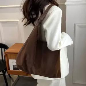 여자가방 인조가죽 스웨이드 클래식 빈티지 호보백 숄더백 가방 쇼퍼백