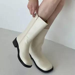 여름부츠 둥근코 미들부츠 패션부츠 캐주얼신발 웨스턴부츠