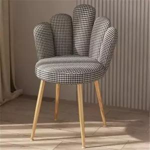 북유럽풍 벨벳 메이크업의자 인테리어 화장대스툴 카페의자