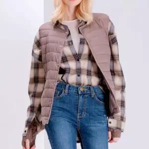 조끼 간절기 오리털 다운패딩 패딩 라이트 덕다운 경량 가벼운 울트라