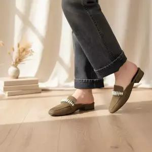 [하프클럽/]여성 큐빅 로우힐 샌달 가죽대체 소재 블로퍼