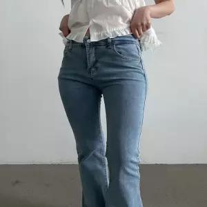 ONM 여자 세미 롱 부츠컷 골반청바지 연청바지 연청데님진