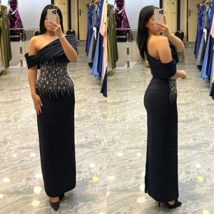 맞춤형 Pastrol Pleat 스팽글 스트레이트 오프 숄더 롱 드레스 맞춤형 행사 연예인 스파클