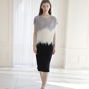 [최초가 118000원] 비대칭 컬러 프린트 반팔 원피스(2colors)_YJ05WRPOP04