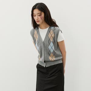 [최초가 89,900원] 아가일 브이넥 니트 베스트_2COLORS