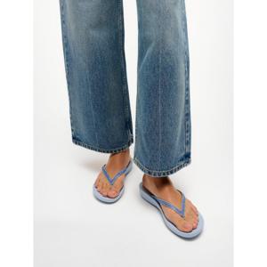 [삼성물산공식] 여성 아이쿠션 스파클 플립플랍  클라우디 블루 (FT64K2Q05Q)