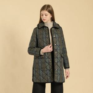 [비씨비지]체크 후드 미디 퀼팅 점퍼 B5WAR165