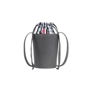 톰브라운 페블 그레인 깅엄 크로스바디 미니 버킷백 다크 그레이 FAP403A-00198-025