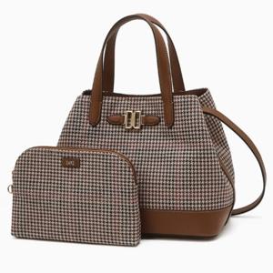 [닥스핸드백] 브라운 체크 가죽 토트백 DCBA5F664W2