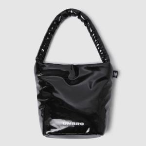 엄브로토트백 NQK UP422CBGO6-BLK 패딩 토트백 / BLACK