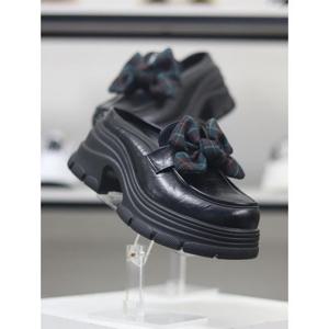 바이로쏘 세이브존03 체크 리본 키높이 7cm 플랫폼 뮬 블로퍼 (BY)AQA26S13024AI2