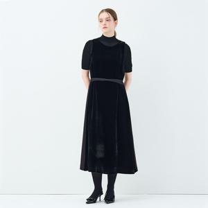 [유닛]브리앙뜨 벨벳 민소매 롱 원피스 UFKWOP371N