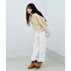 커버낫 [최윤지 ]우먼 스트레이트 스웻 팬츠 아이보리 392965