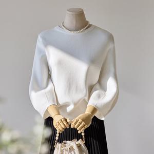 [커스텀에이블] 퍼프 소매 라운드 니트_T2501KN013A