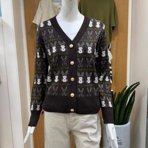 클리지 DP01 브이넥 도톰 래빗 가디건 CP7WKC11