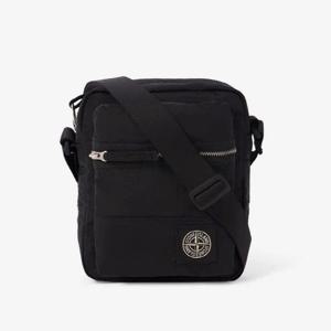 스톤 아일랜드 립스탑 라이닝 파우치 크로스백 K2S15 9200015 S0251 V0029